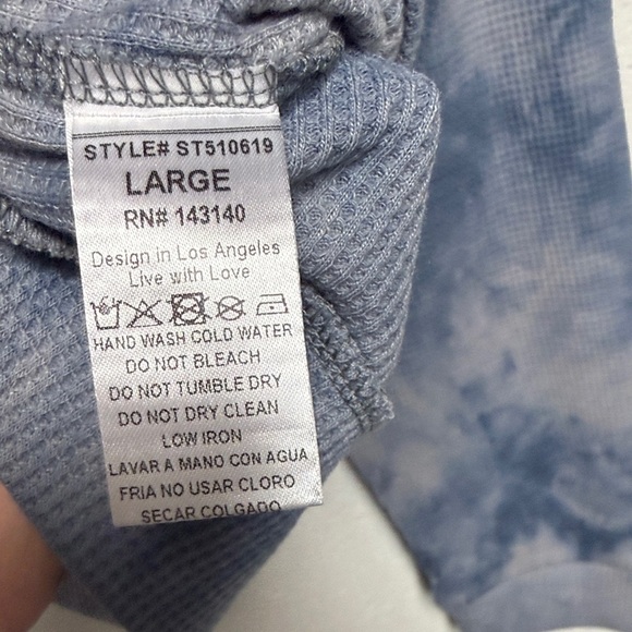 Style Rack Blue Tie-Dye Hoodie - Picture 4 of 9